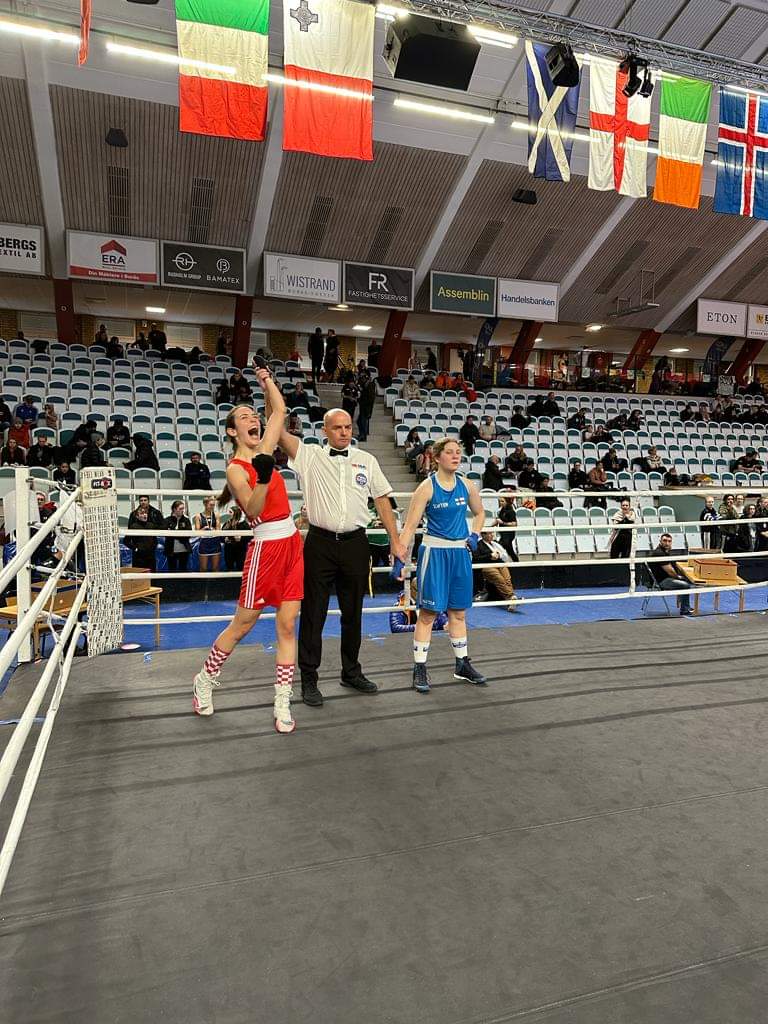 Dva zlata, srebro i trofej za najbolju tehničarku na Golden Girl turniru