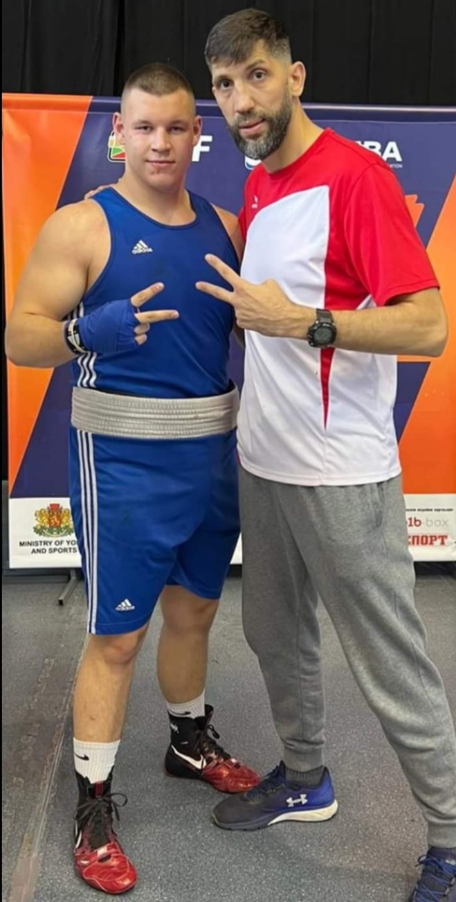 Europsko prvenstvu u boksu - Lovro Pavčec u četvrtfinalu!